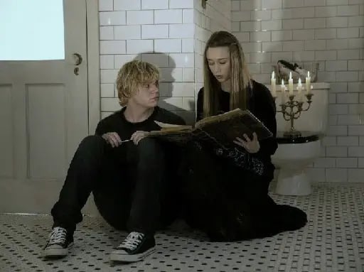 American Horror Story - Ryan Murphy · 2011