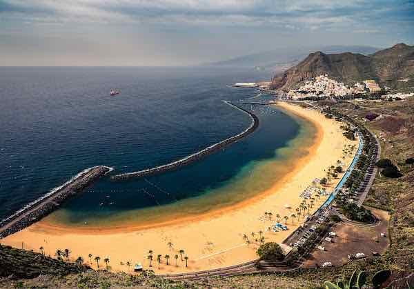 Playa de Las Teresitas 🌊 - (Santa Cruz de Tenerife)