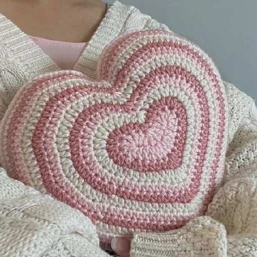 Heart pillow - Mahum