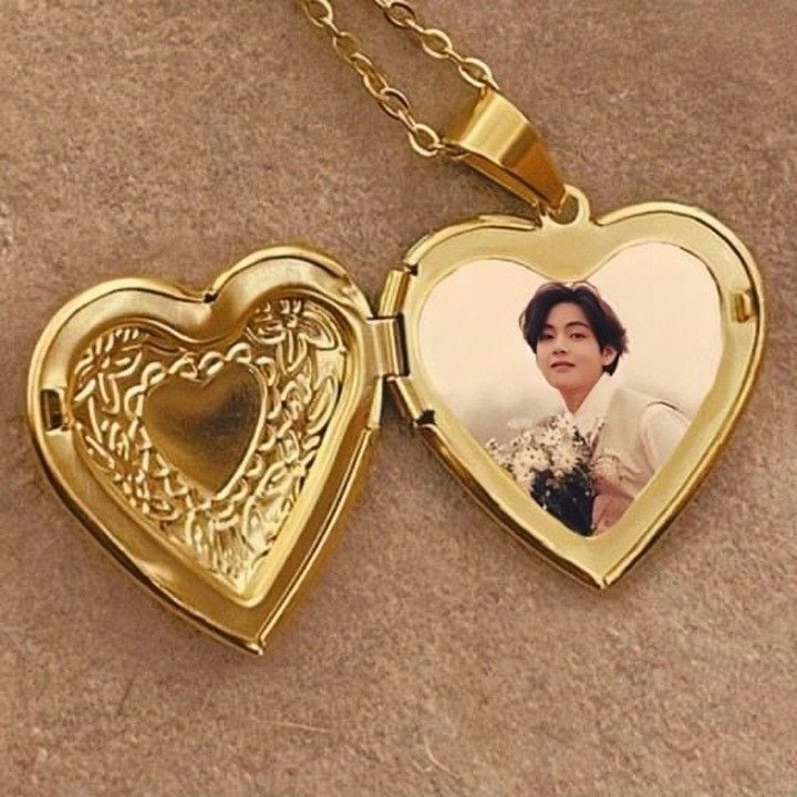 Photo necklace - Collar de fotos