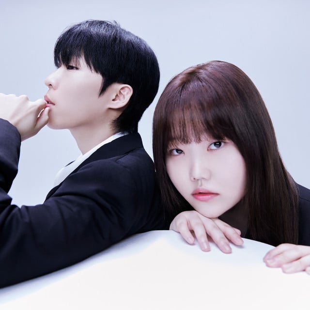 AKMU - Artist