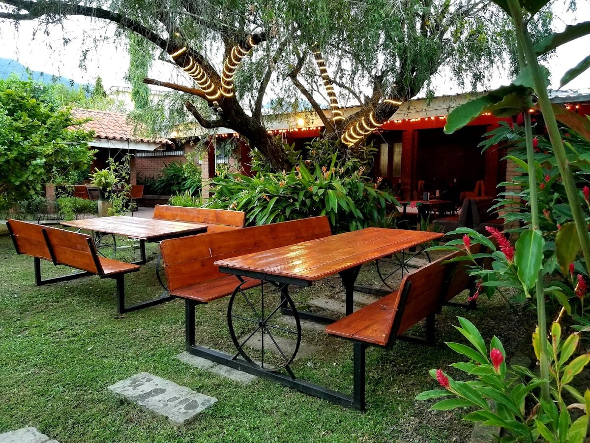 La Casca Cuisine & Grill