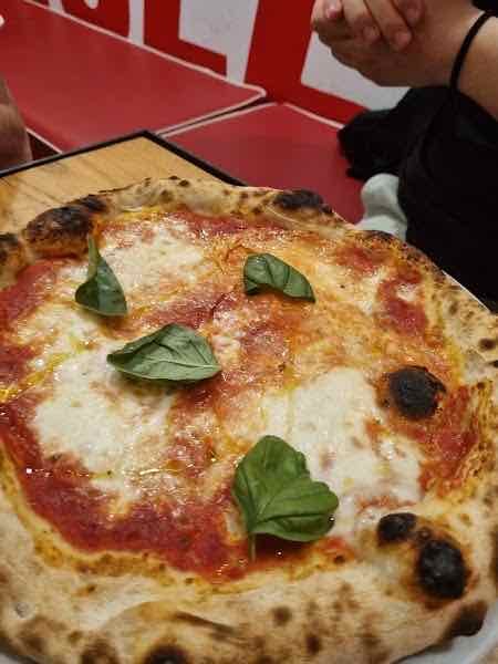 Can Pizza Poblenou