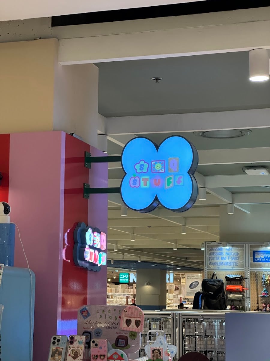 soqstuff pop up store