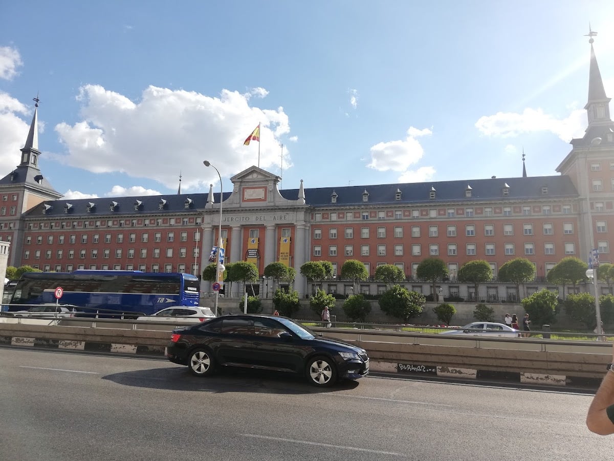 Arcos De Moncloa