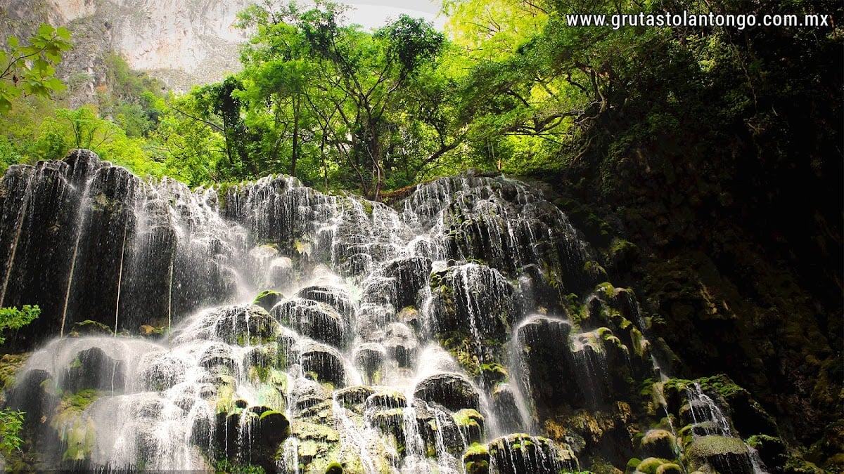 Grutas Tolantongo