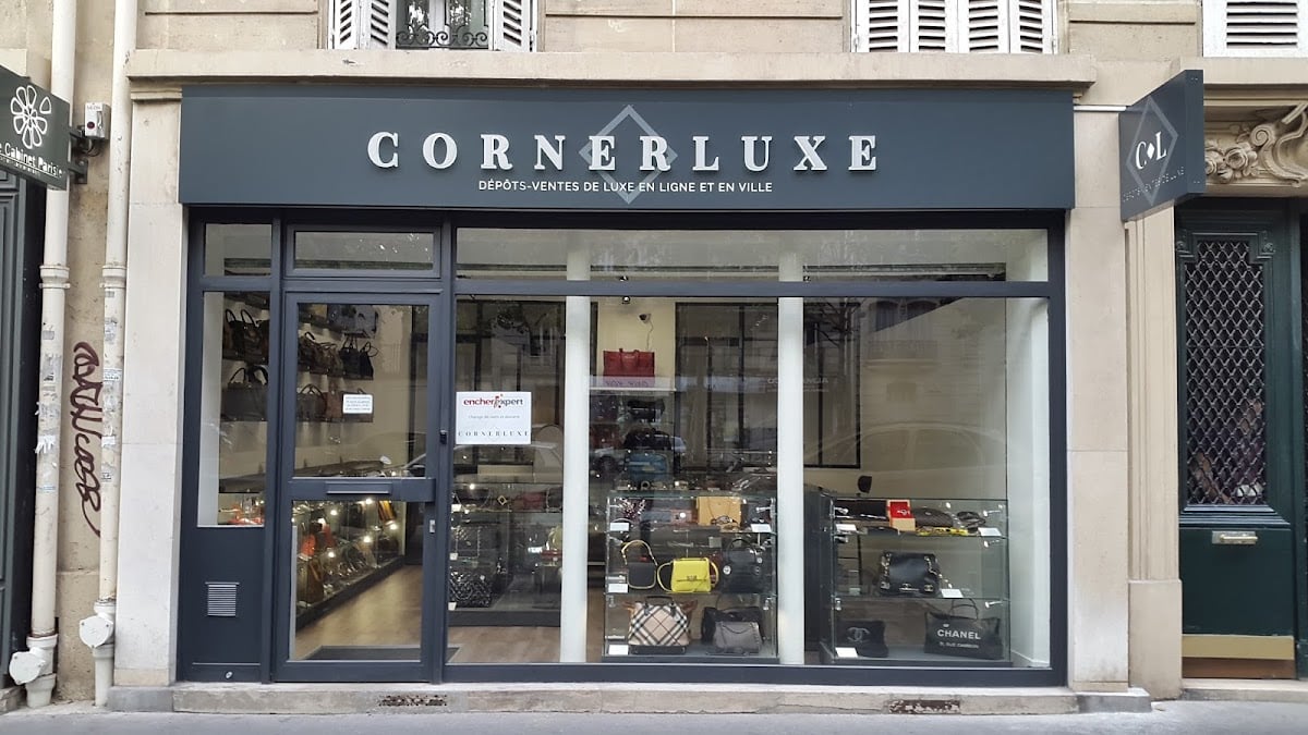 CornerLuxe