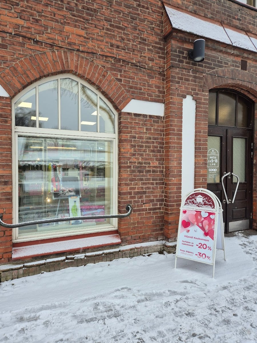 Viljandi Kaubamaja - tundub nii m眉steeriline