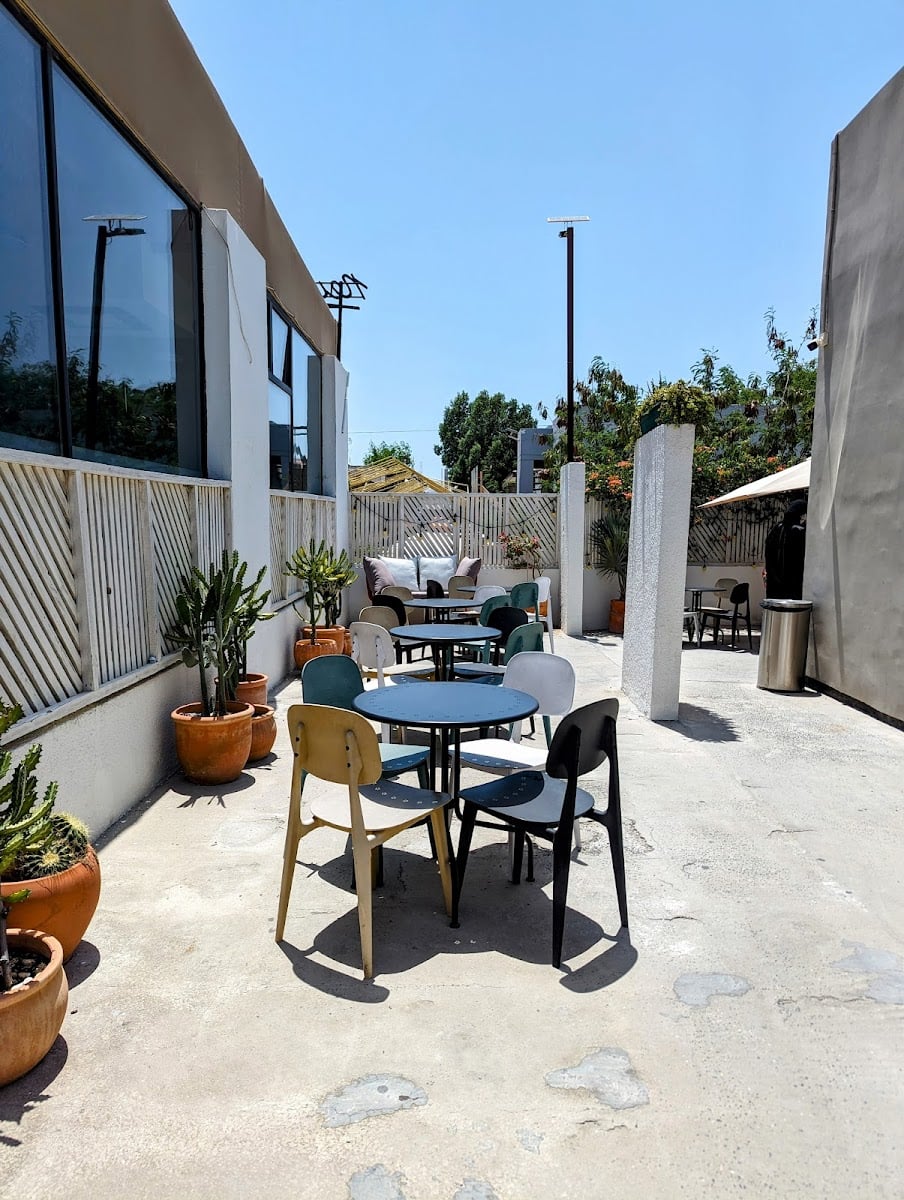 Hopscotch Bakery & Cafe