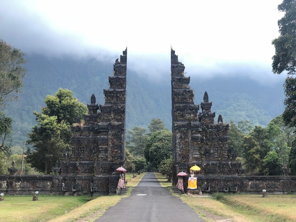 Handara Iconic Gate - só um portão bonito, 30 segundos de visita