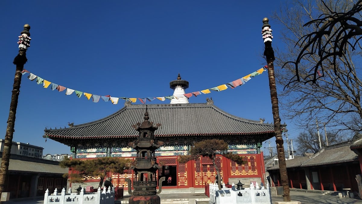 Miaoying Temple