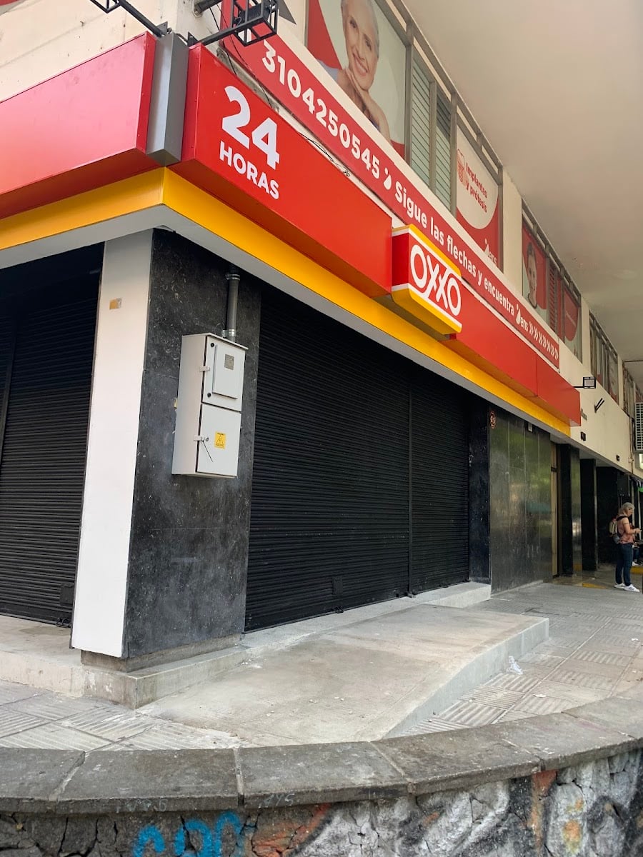 Oxxo la Playa