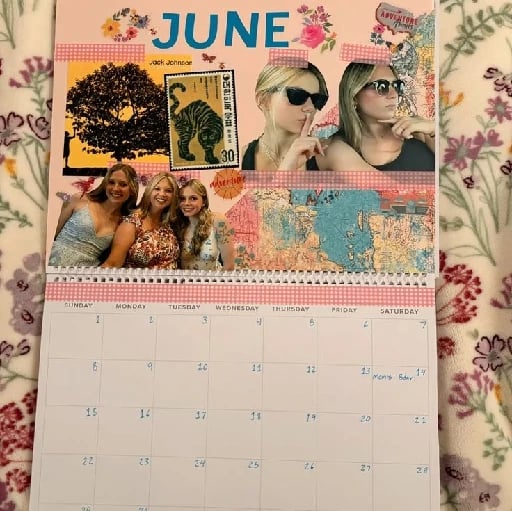 Scrapbooking calendar