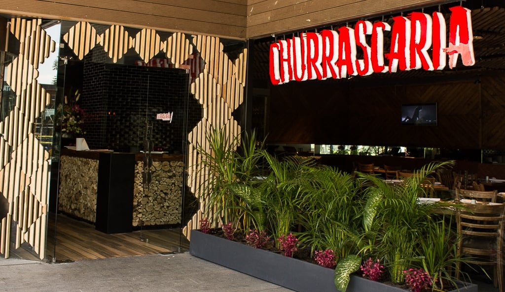 Churrascaría - buffet, bebidas y espadas de carne. distints promos en la semana l-v 2x1