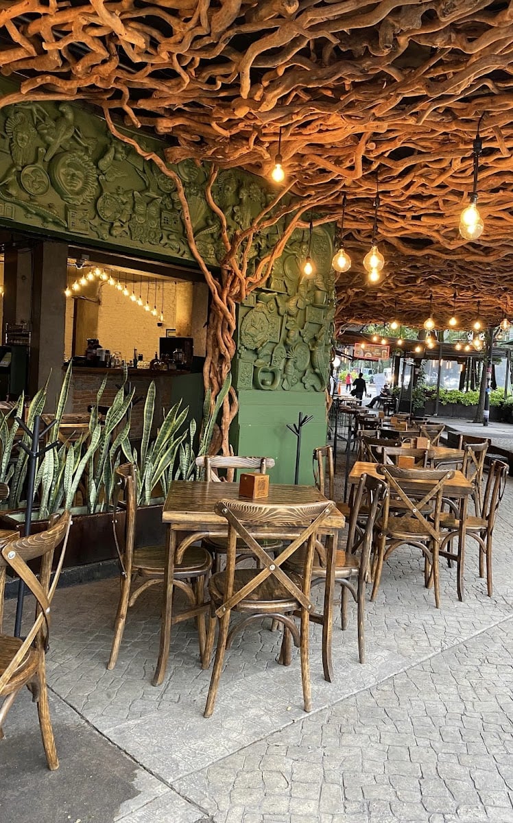 Cantina La Llorona - Drinks y comida