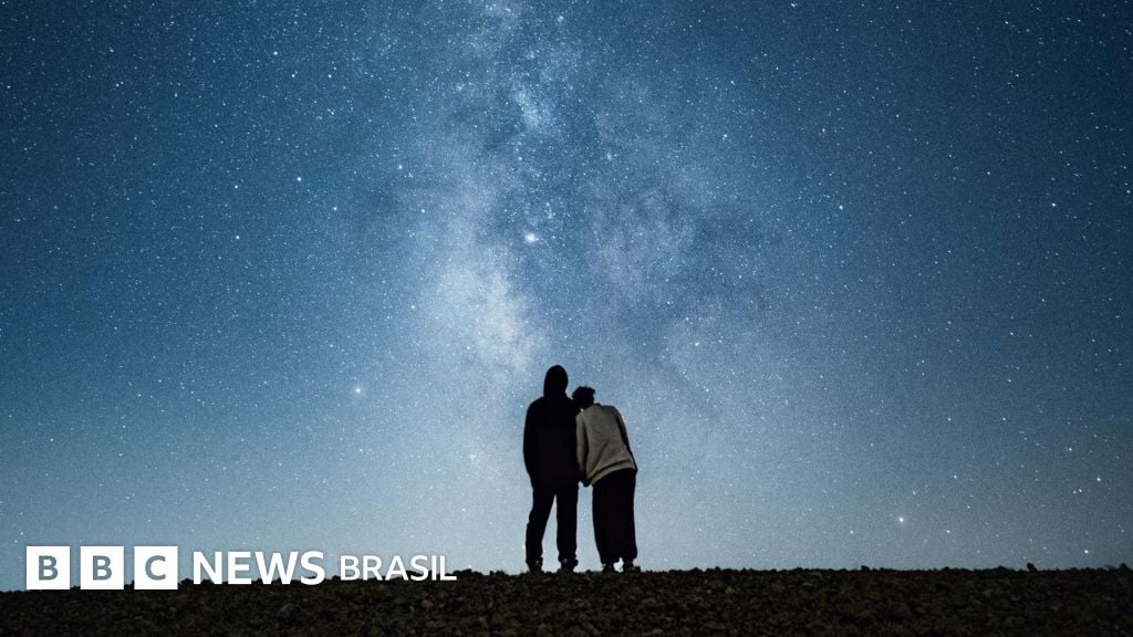 É verdade que os átomos são imortais? - BBC News Brasil - BBC News Brasil