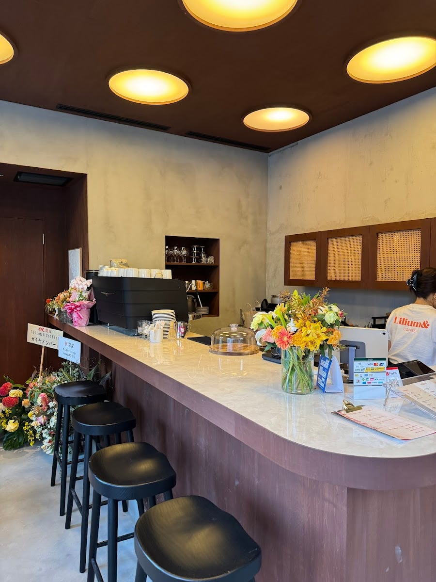 LILIUM & Coffee