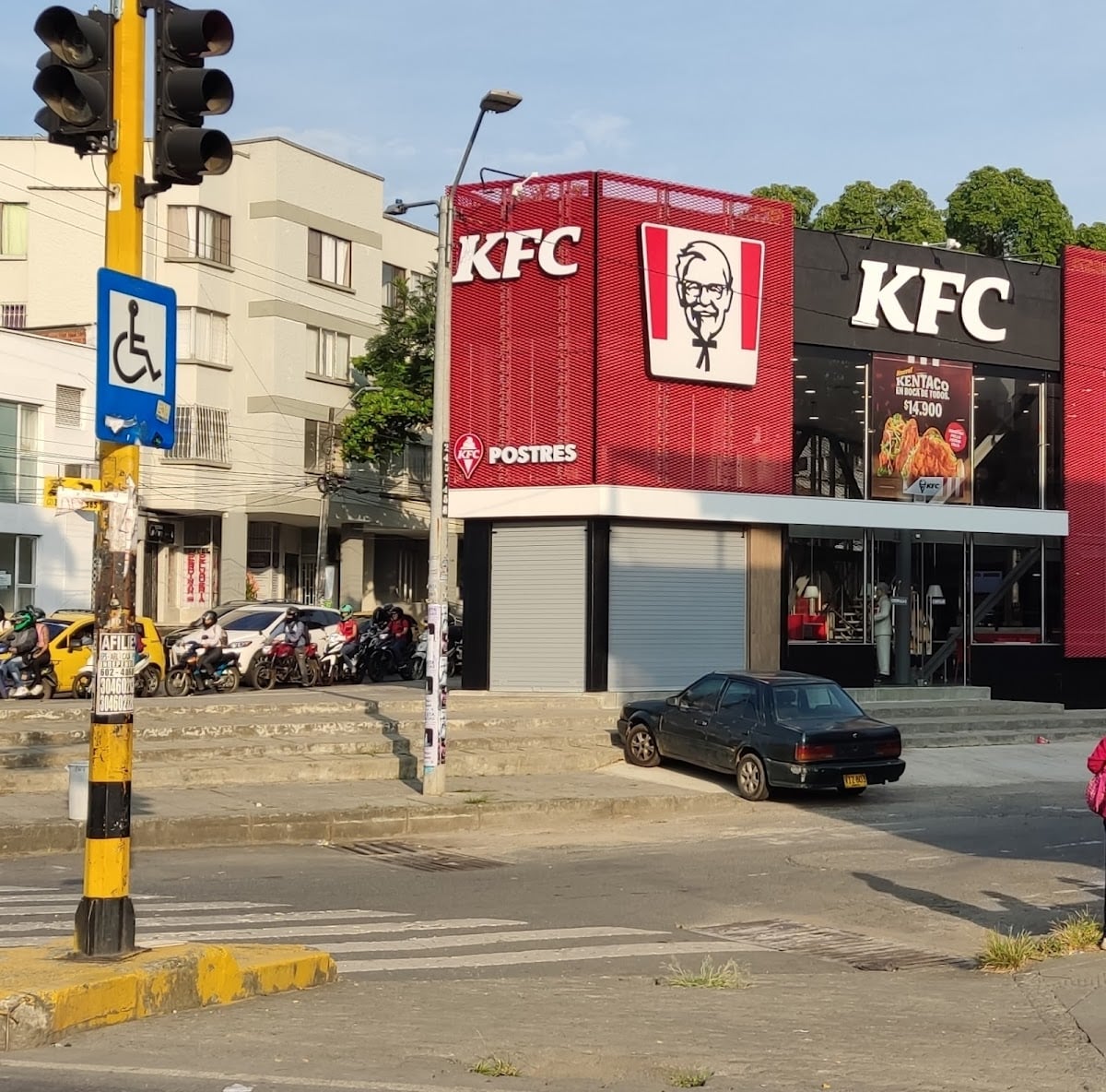 KFC San Fernando Cali