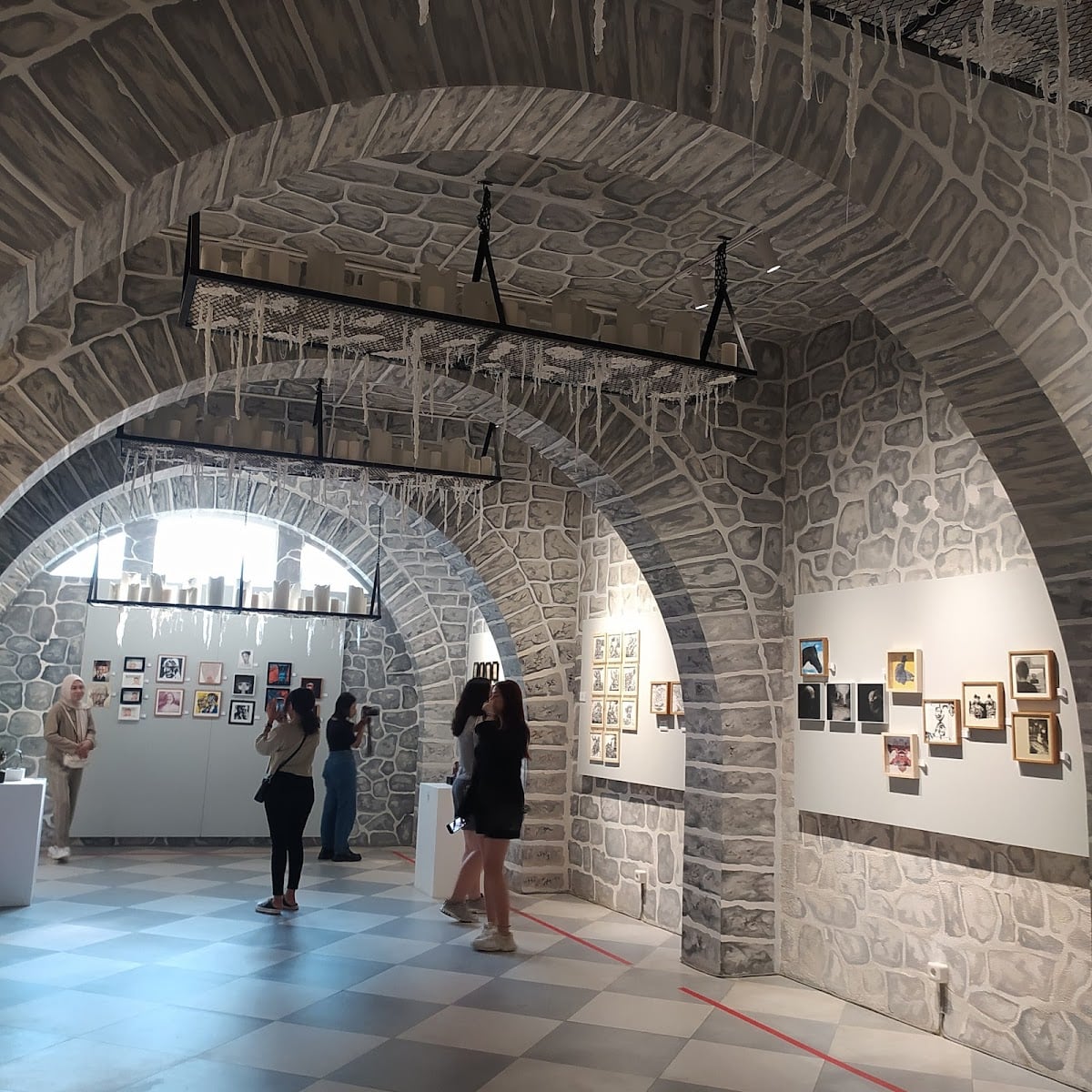 Grey Art Gallery & Gold Bricks Cafe - how could be fun this galery?