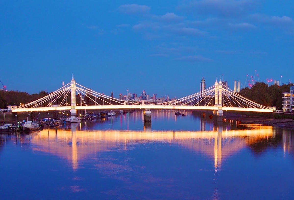 Albert Bridge - disney bridge