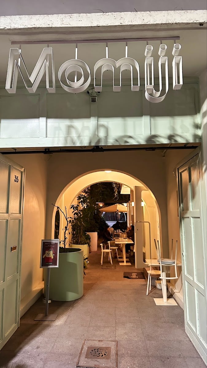 Momiji Café - Buen spot