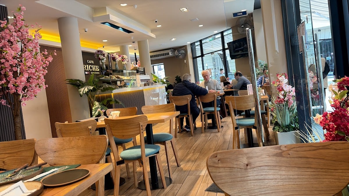 Café Riche Patisserie