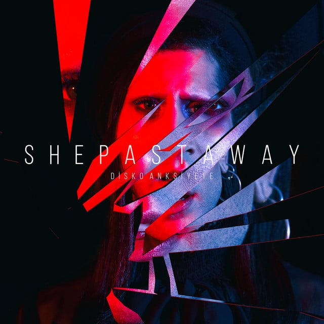 Durdu Dünya - Track · She Past Away
