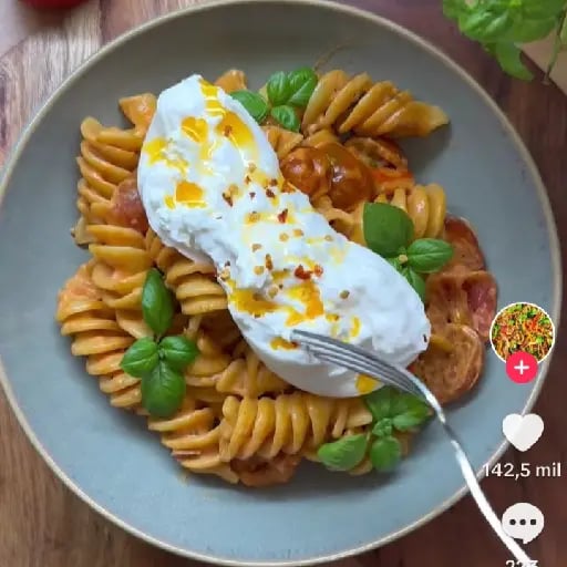 Pasta cremosa con tomates cherry - TagesRezept