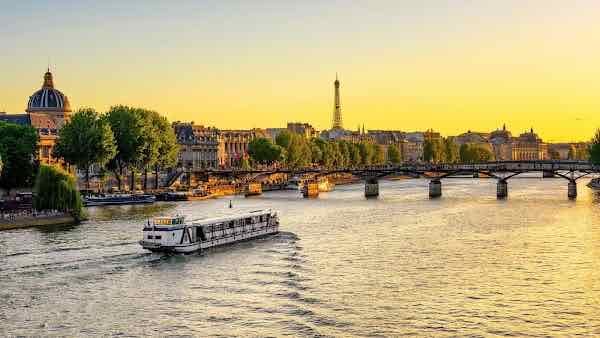 París