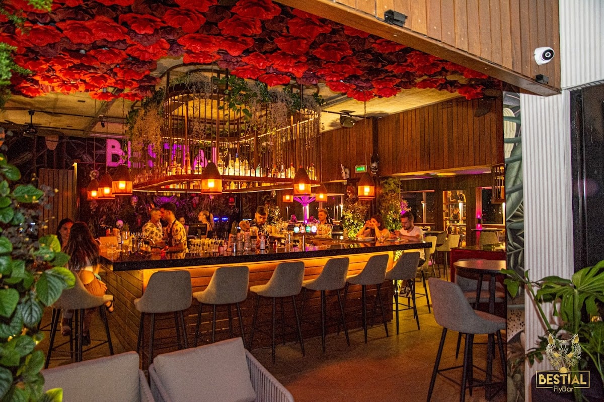 Bestial Fly Bar