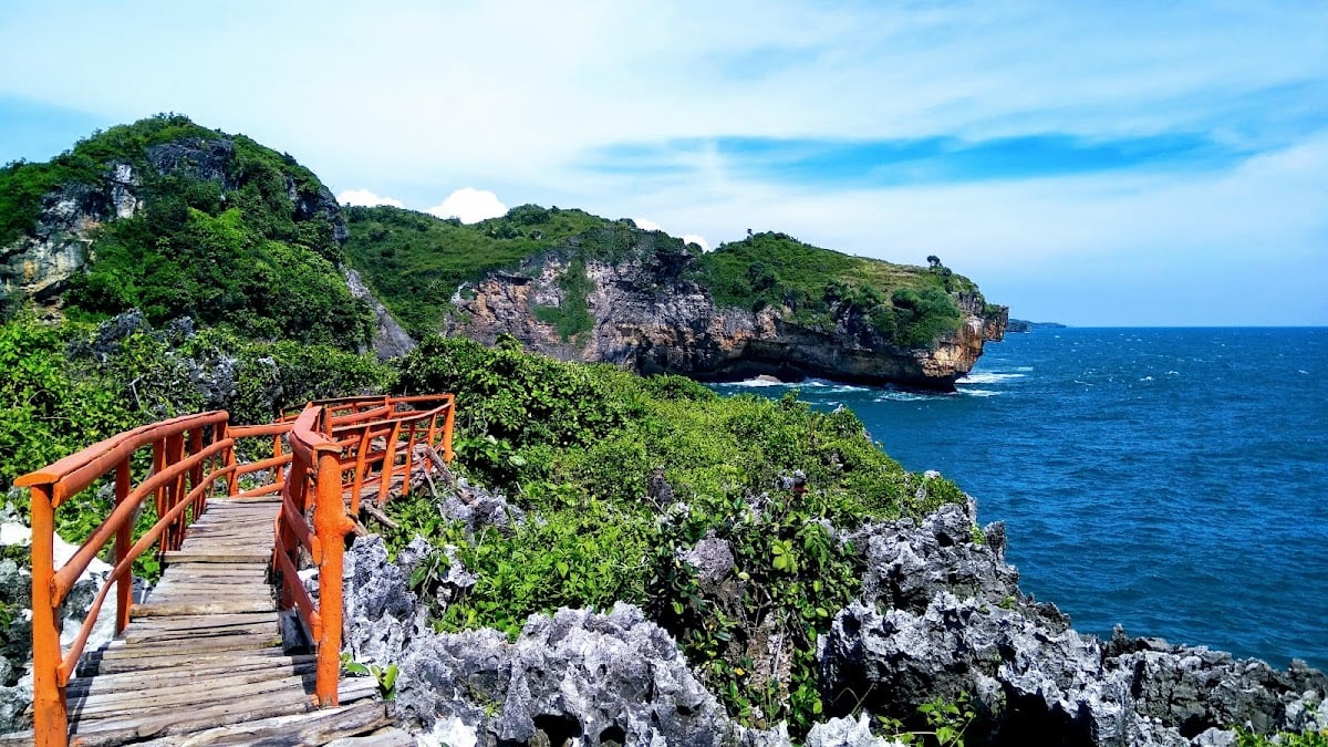 Pantai Gesing