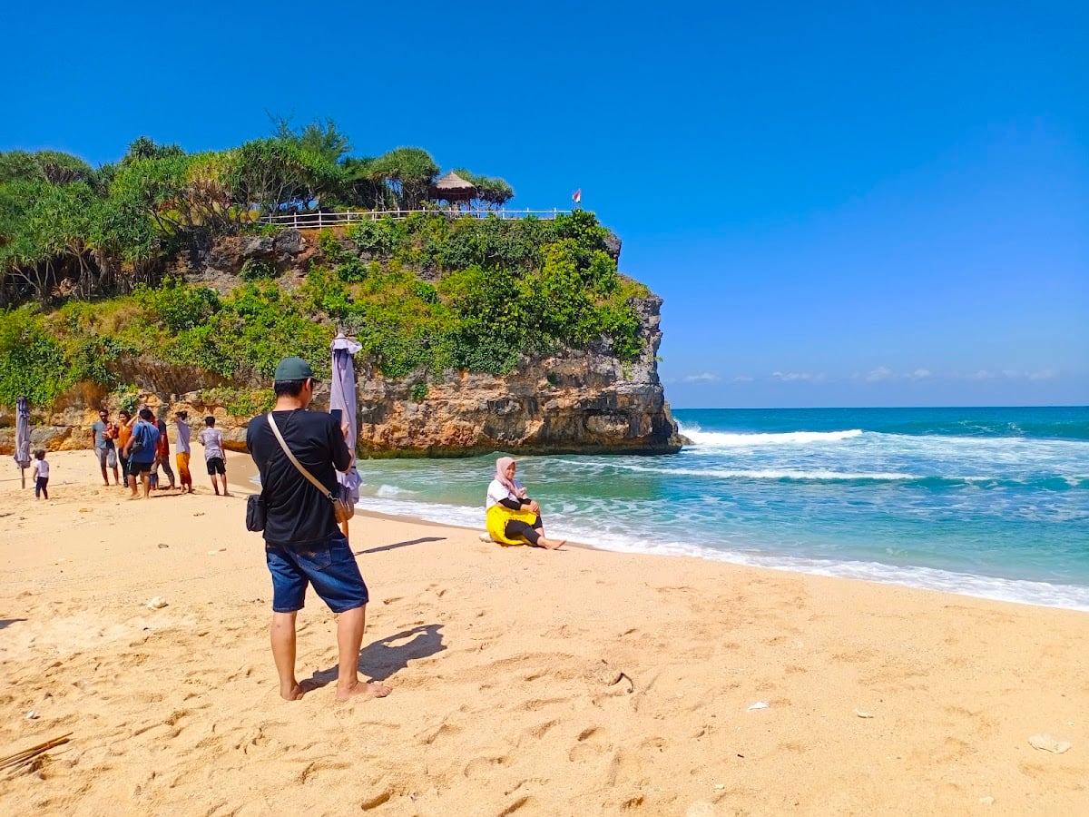 Pantai Drini