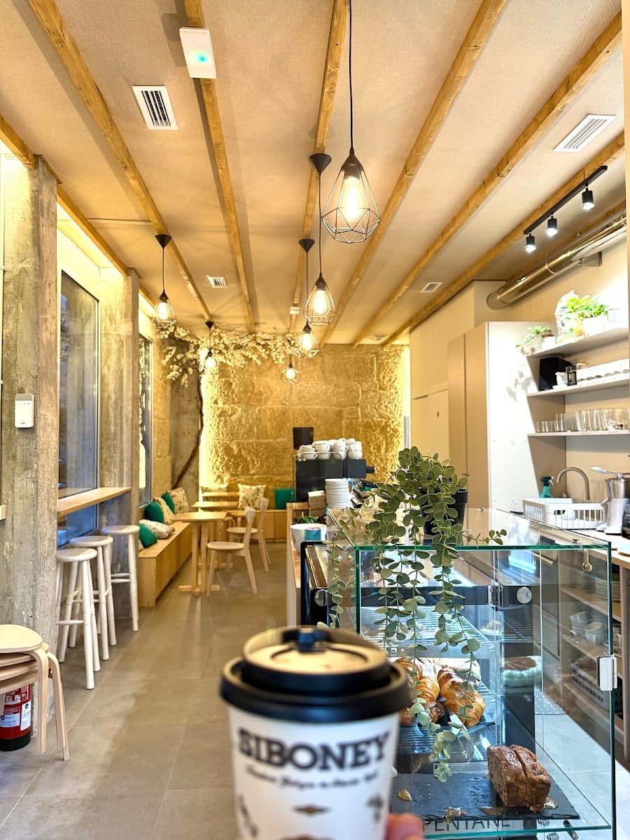 A Fonte Pastry And Coffee
