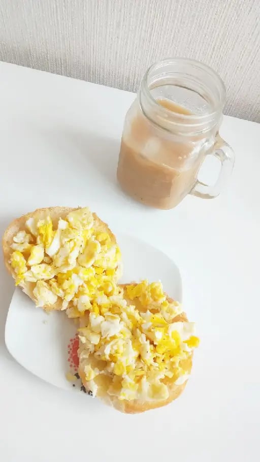 Tortillas de arroz/maíz con huevos revueltos - Tambien tortitas de arroz