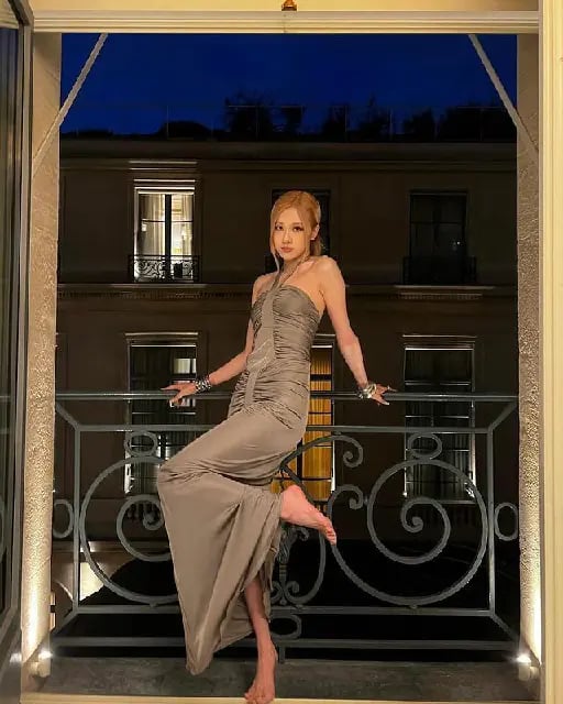Elegant