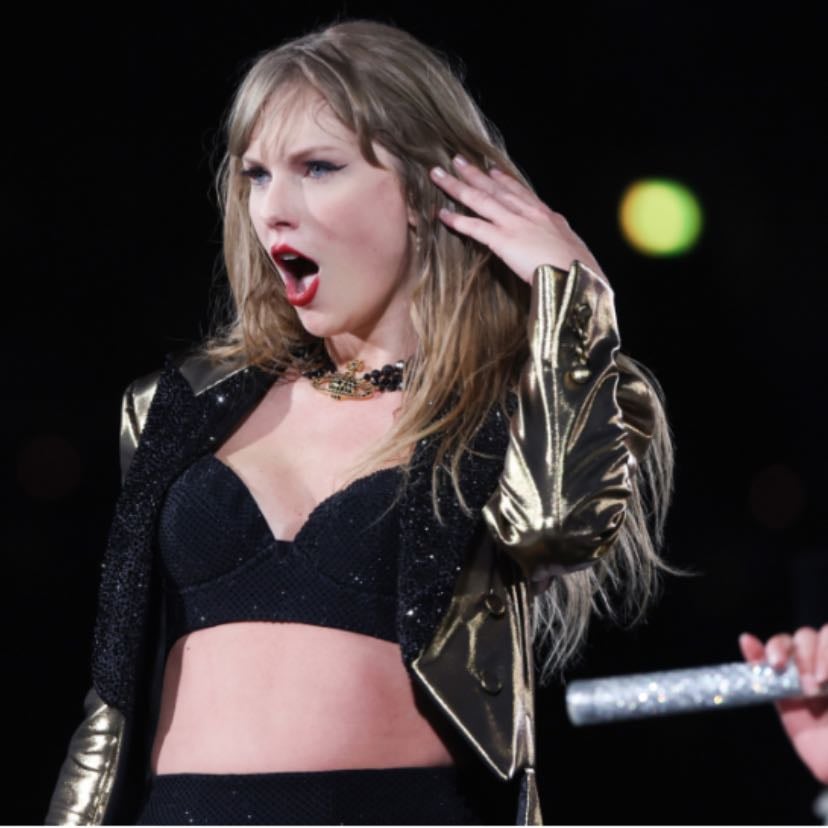 3. Black outfit