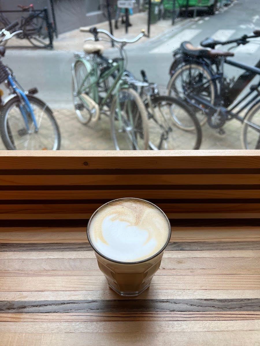4ᶱ Vague Café