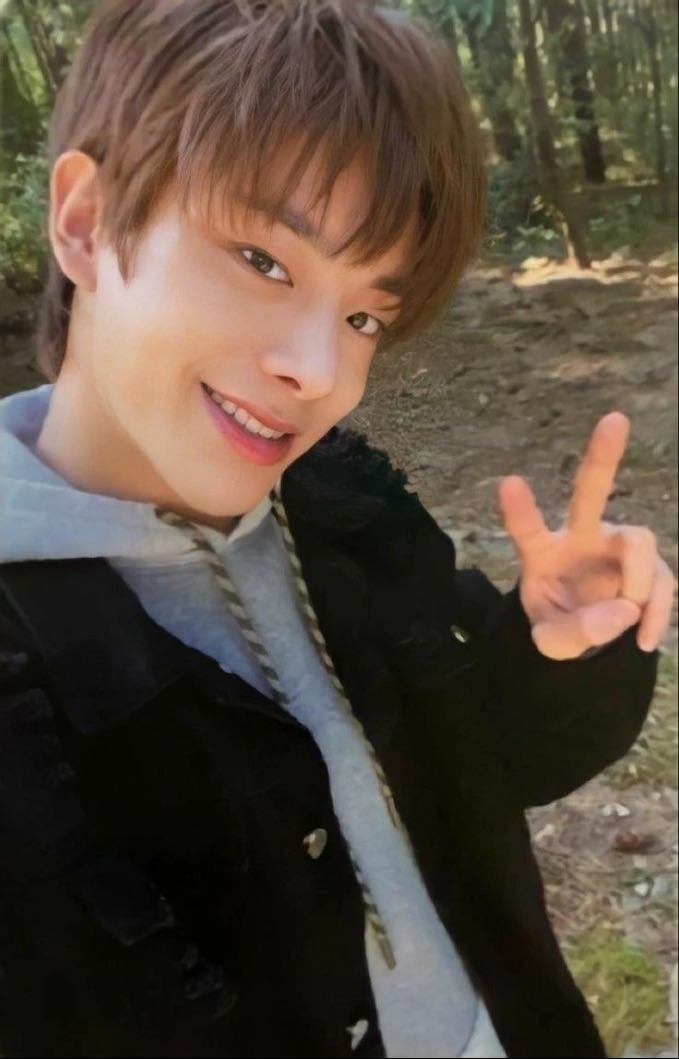 Border: Day One - Pob Weverse Shop ver.