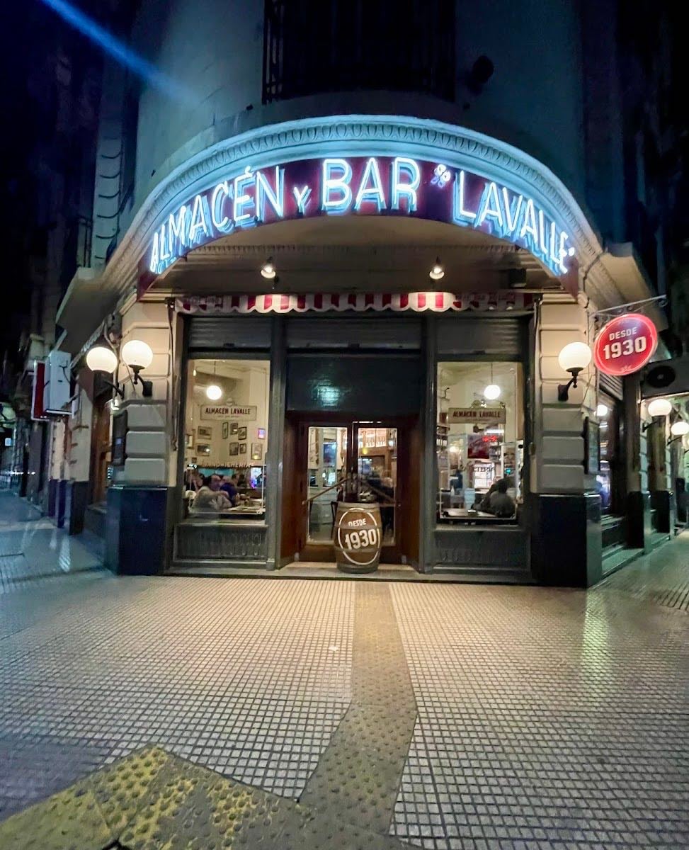 Almacén y Bar Lavalle