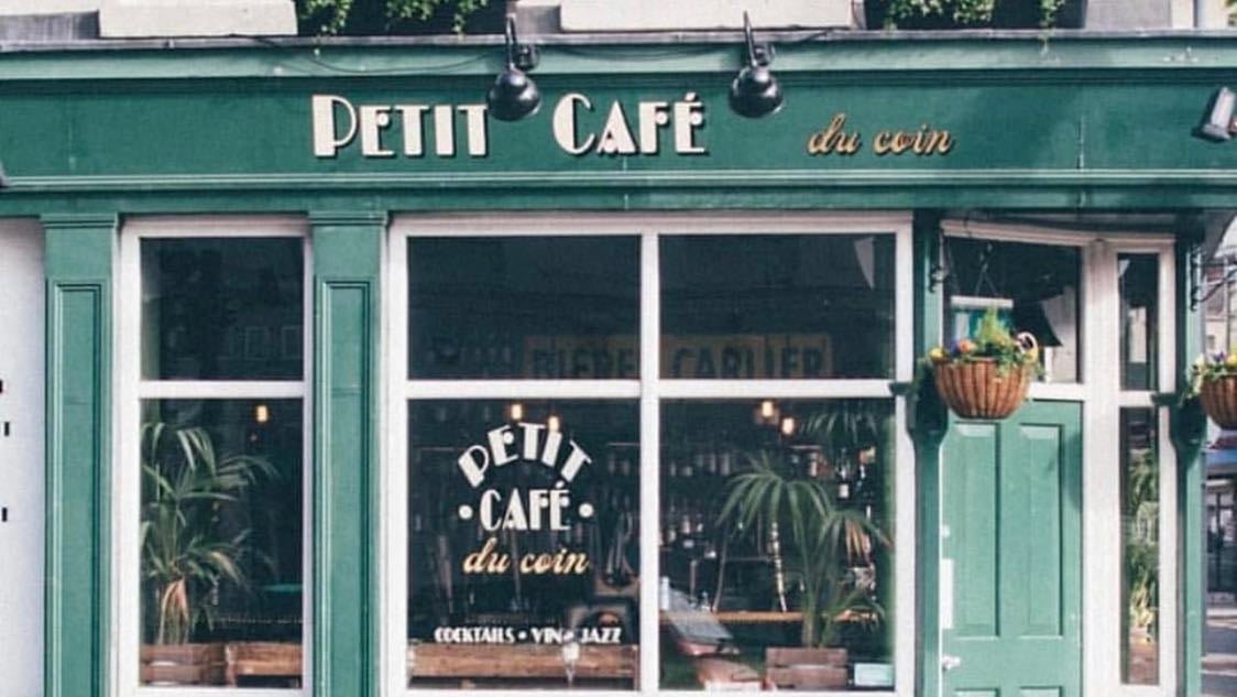 Petit Café Du Coin - famous hot choc