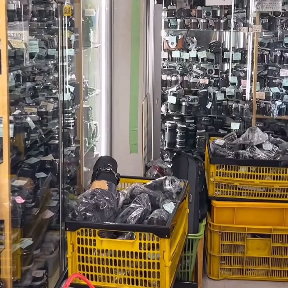 Used camera box - Huge second hand camera store