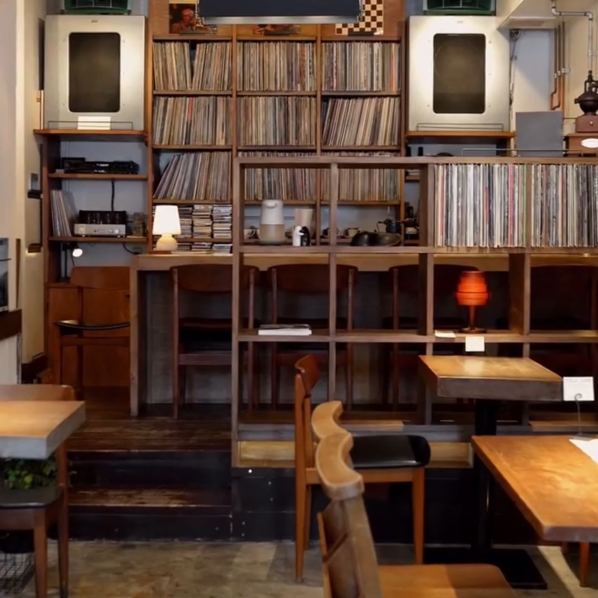 Neld coffee club - Cosy LP cafe • Hokkaido