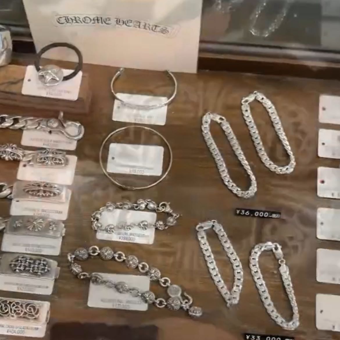 The used - Second hand jewellery store focusing on Japanese silver jewellery brands