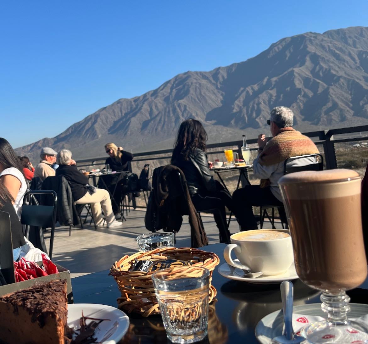 Mendoza merienda - Places hypelist by Pau Patrol