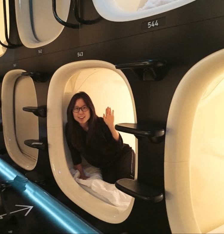 tokyo capsule hotel tour - YouTube