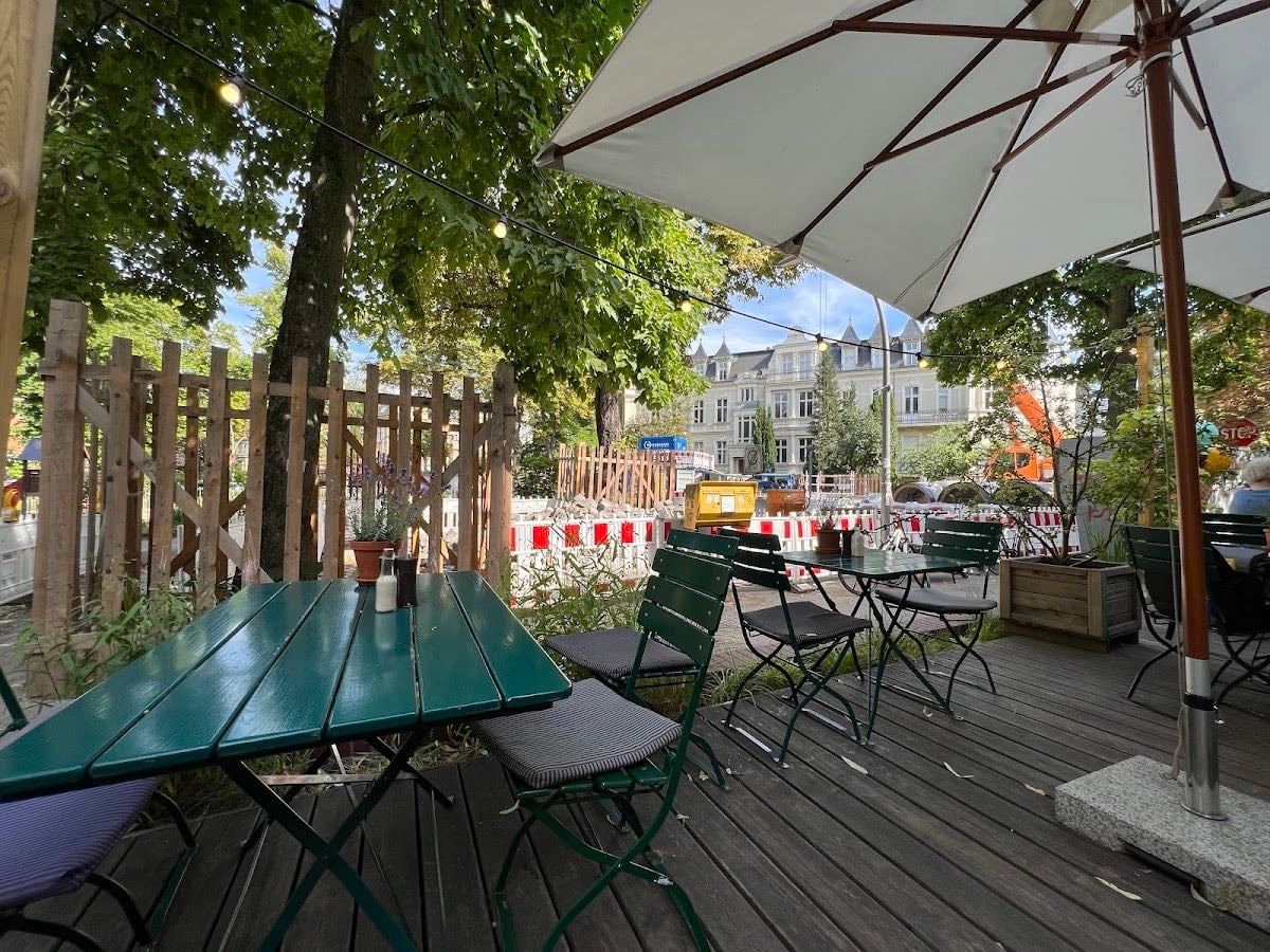 Frau Lüske Kaffeehaus