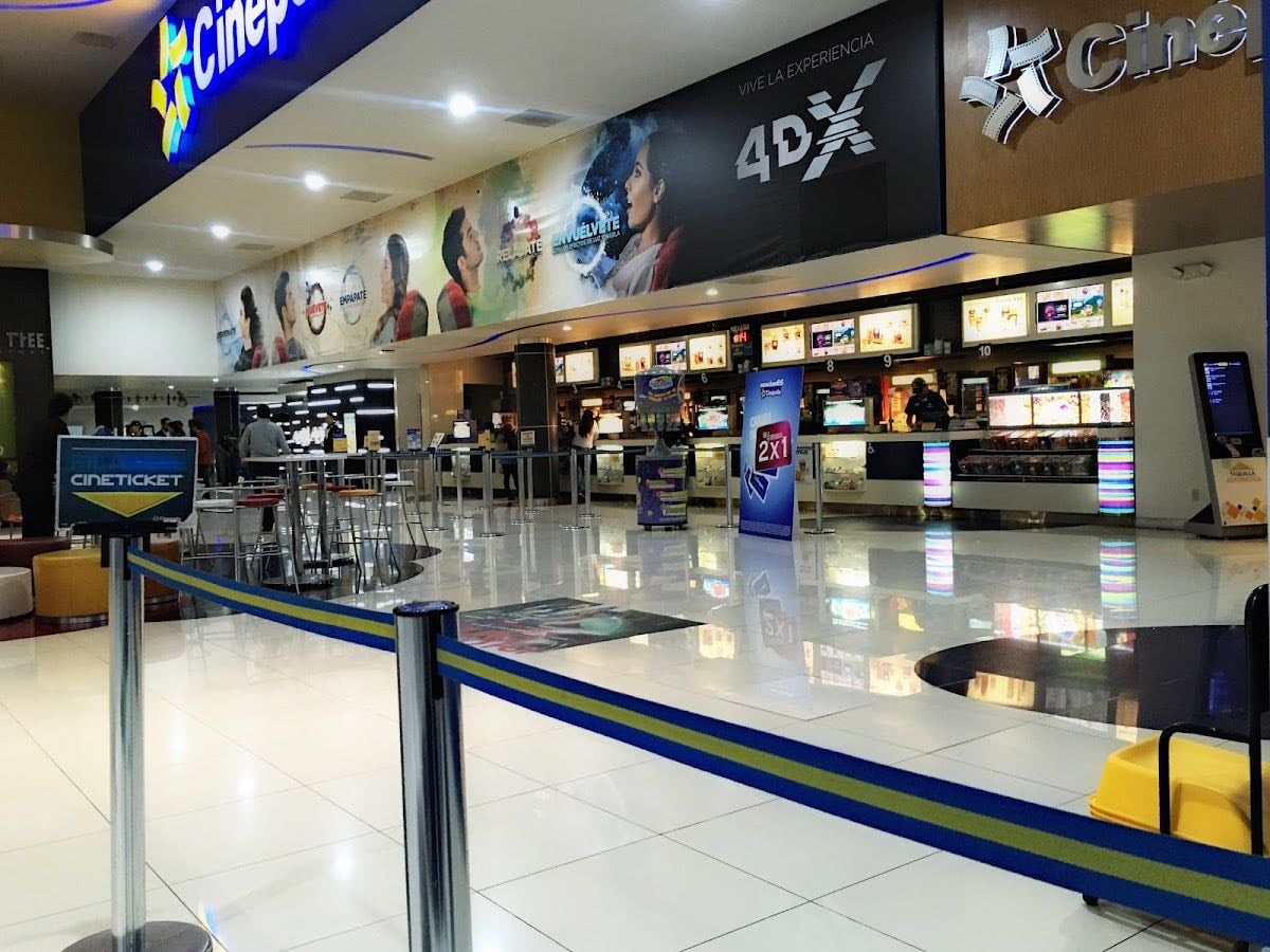 Cinépolis Plaza San Luis Mall