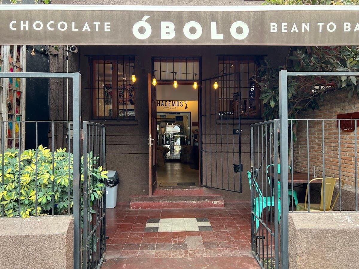 ÓBOLO Tienda de Chocolate y Cafetería