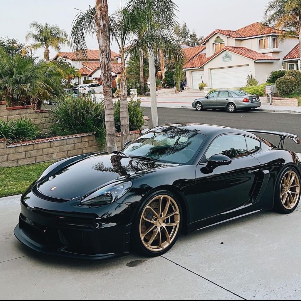 porsche cayman