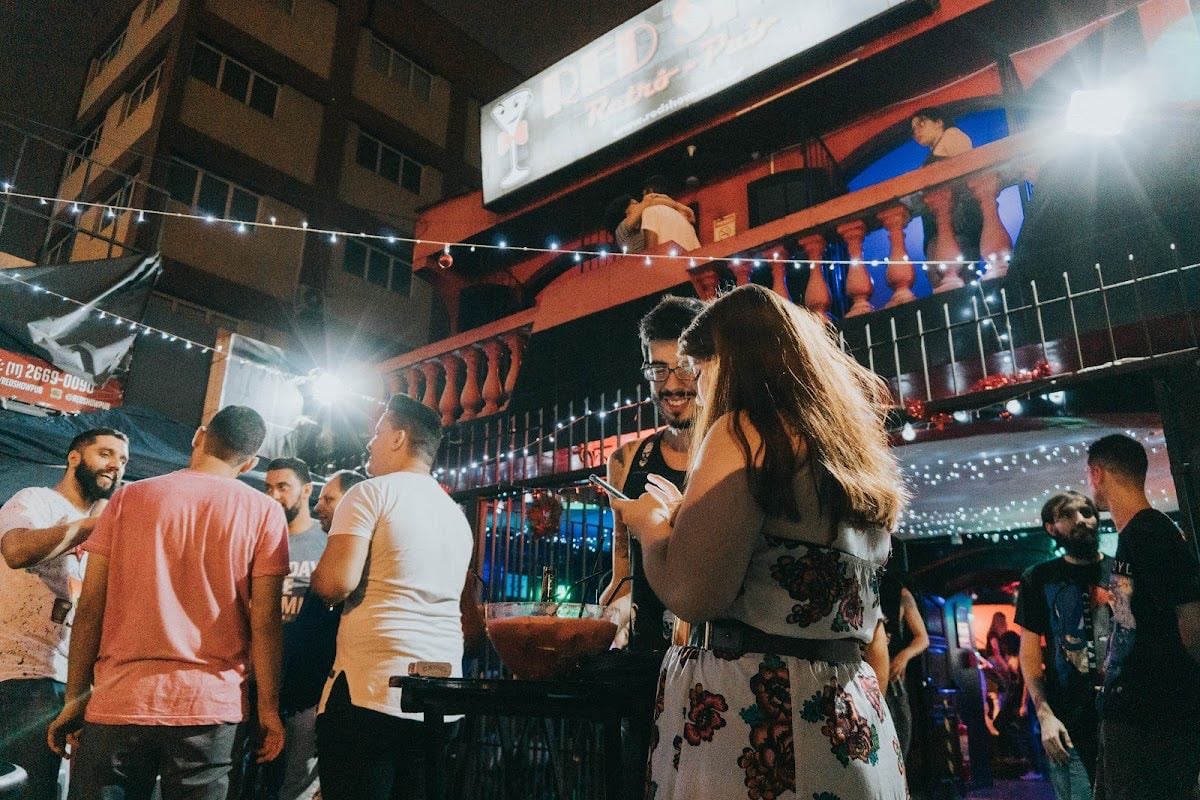 Red Show - Drink Pub
